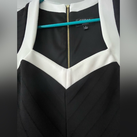 Guess White and Black Bodycon Dress - Picture 4 of 5